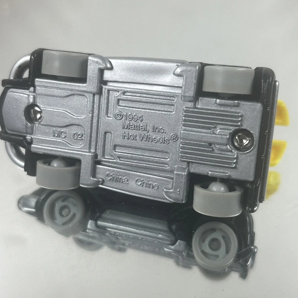 Vintage 1994 Mattel Hot Wheels McDonalds Happy Meal Toy Shock Force‎ 1/64 Car